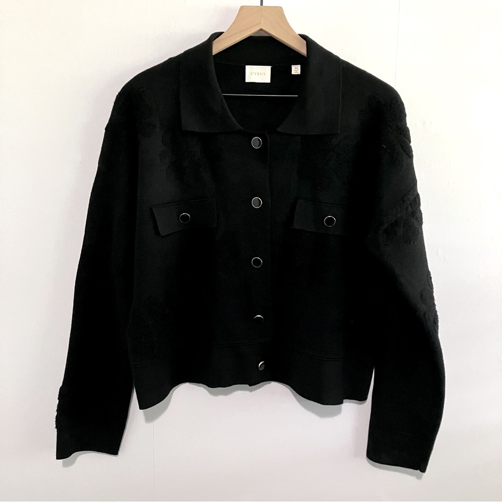 Cyrus Black Women's Cardigan with Flower Detail Size Medium